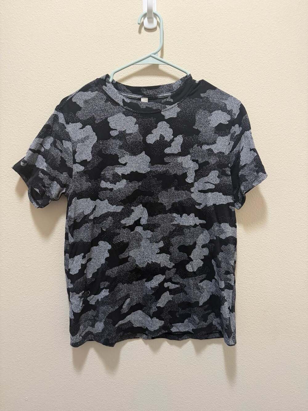 Lululemon Short Sleeve Training Tee Heritage Speckle Camo Black Grey Size 4